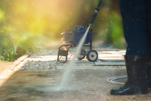 Best Driveway Pressure Washing  in Huntingdon, TN